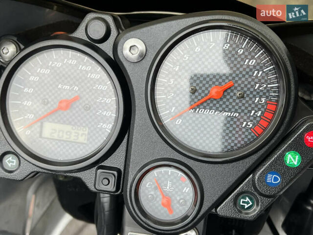 Серый Хонда CB 600F Hornet, объемом двигателя 0 л и пробегом 20 тыс. км за 4100 $, фото 2 на Automoto.ua