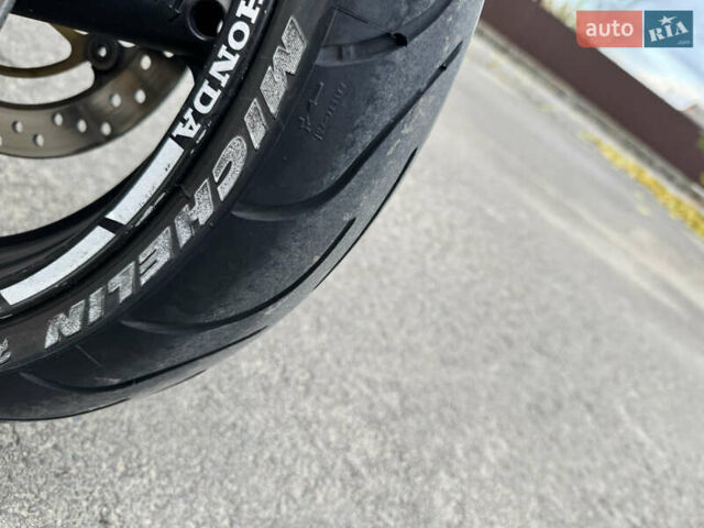 Синий Хонда CB 600F Hornet, объемом двигателя 0.6 л и пробегом 53 тыс. км за 3700 $, фото 8 на Automoto.ua