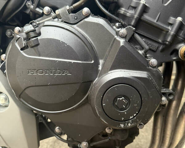 Синий Хонда CB 600F Hornet, объемом двигателя 0.6 л и пробегом 40 тыс. км за 5600 $, фото 8 на Automoto.ua