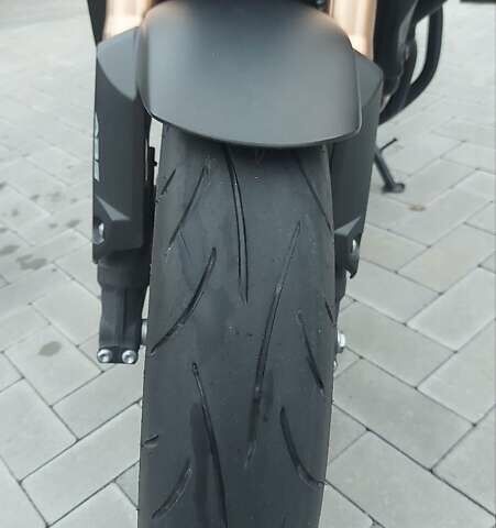 Черный Хонда CB 650R, объемом двигателя 0.65 л и пробегом 16 тыс. км за 8200 $, фото 14 на Automoto.ua