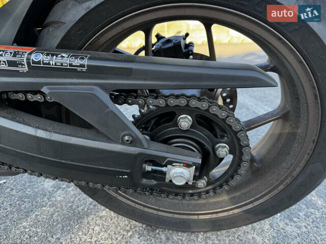 Красный Хонда CB 650R, объемом двигателя 0.6 л и пробегом 15 тыс. км за 7500 $, фото 8 на Automoto.ua