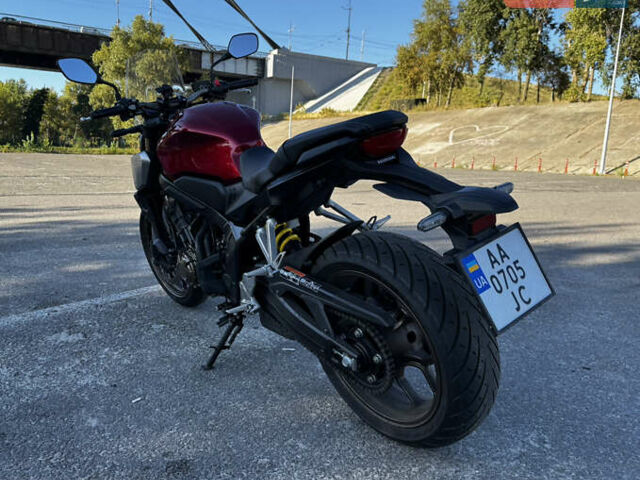 Красный Хонда CB 650R, объемом двигателя 0.6 л и пробегом 15 тыс. км за 7500 $, фото 4 на Automoto.ua