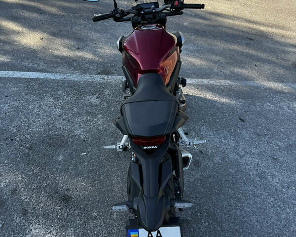 Красный Хонда CB 650R, объемом двигателя 0.6 л и пробегом 15 тыс. км за 7500 $, фото 6 на Automoto.ua