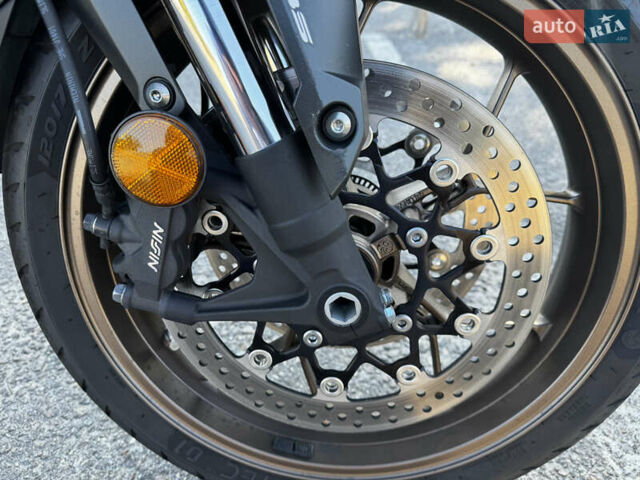 Красный Хонда CB 650R, объемом двигателя 0.6 л и пробегом 15 тыс. км за 7500 $, фото 11 на Automoto.ua