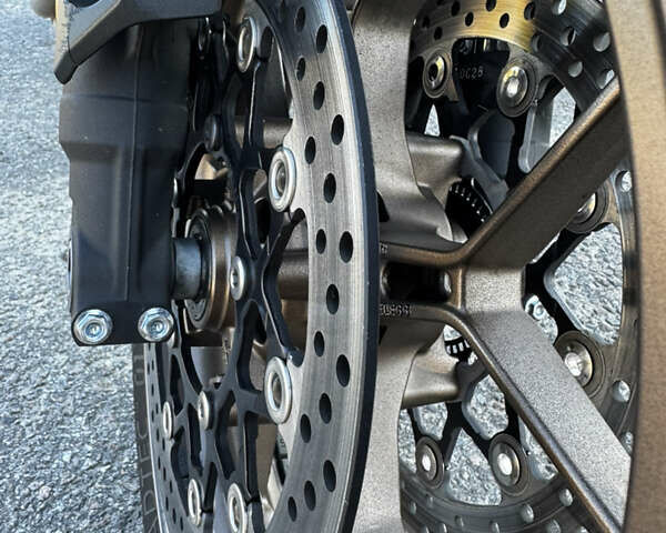 Красный Хонда CB 650R, объемом двигателя 0.6 л и пробегом 15 тыс. км за 7500 $, фото 10 на Automoto.ua
