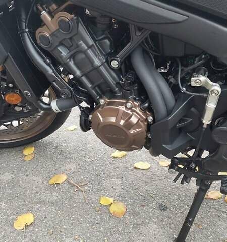 Красный Хонда CB 650R, объемом двигателя 0.65 л и пробегом 1 тыс. км за 10200 $, фото 8 на Automoto.ua