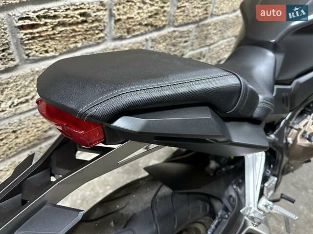 Хонда CB 650R, объемом двигателя 0 л и пробегом 22 тыс. км за 7800 $, фото 7 на Automoto.ua