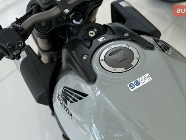 купить новое авто Хонда CB 650R 2025 года от официального дилера «Форсаж авто» Хонда фото