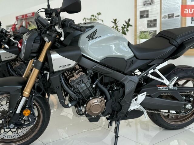 купить новое авто Хонда CB 650R 2025 года от официального дилера «Форсаж авто» Хонда фото