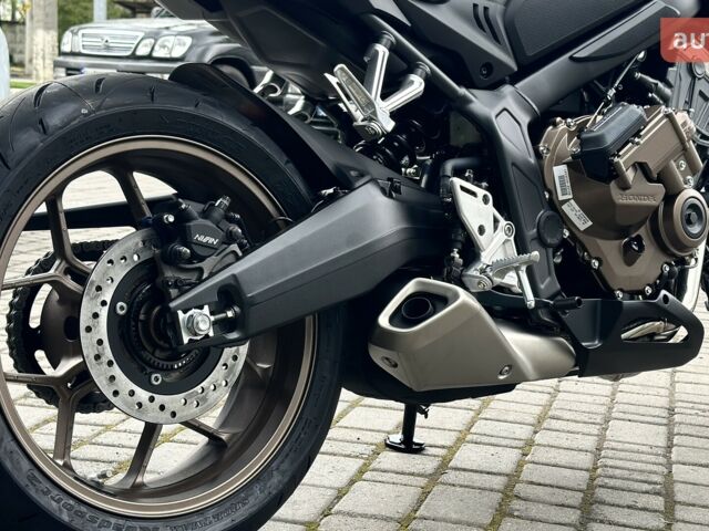 купить новое авто Хонда CB 650R 2025 года от официального дилера HONDA Одеса Хонда фото