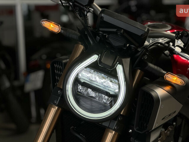 Хонда CB 650R, объемом двигателя 0.65 л и пробегом 0 тыс. км за 10560 $, фото 5 на Automoto.ua