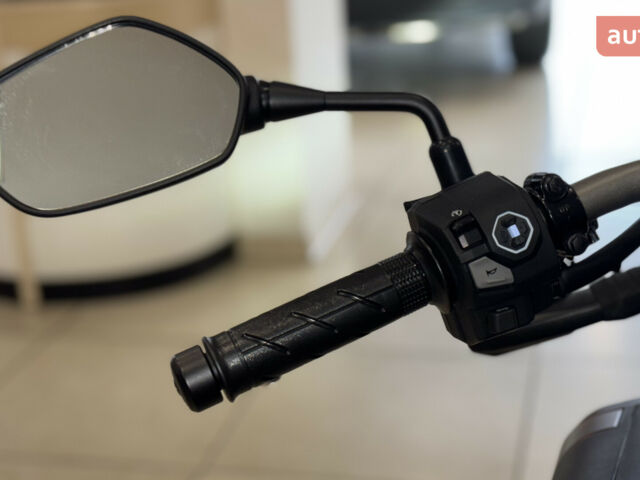 Хонда CB 650R, объемом двигателя 0.65 л и пробегом 0 тыс. км за 10085 $, фото 9 на Automoto.ua