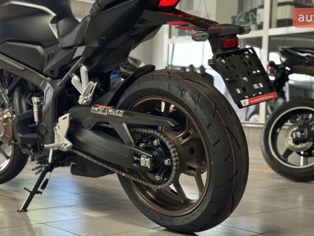 Хонда CB 650R, объемом двигателя 0.65 л и пробегом 0 тыс. км за 10560 $, фото 18 на Automoto.ua