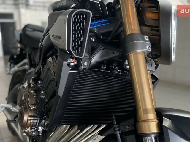 Хонда CB 650R, объемом двигателя 0.65 л и пробегом 0 тыс. км за 10085 $, фото 15 на Automoto.ua