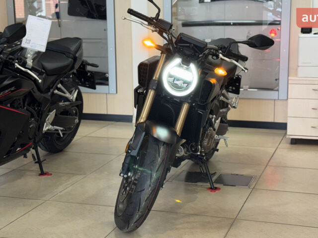 Хонда CB 650R, объемом двигателя 0.65 л и пробегом 0 тыс. км за 10572 $, фото 1 на Automoto.ua