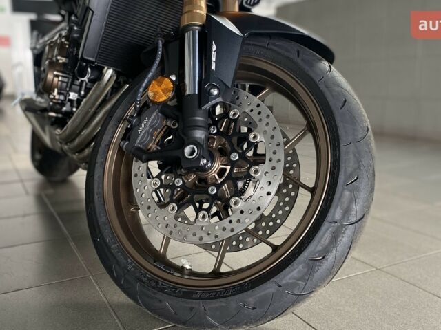 Хонда CB 650R, объемом двигателя 0.65 л и пробегом 0 тыс. км за 10085 $, фото 6 на Automoto.ua