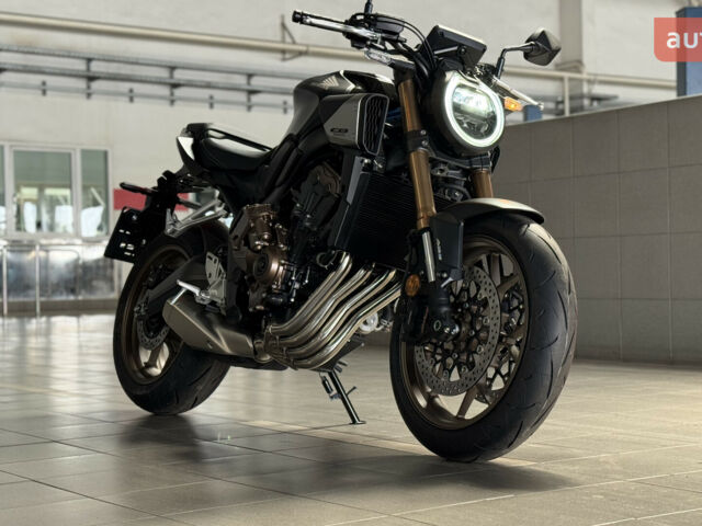 Хонда CB 650R, объемом двигателя 0.65 л и пробегом 0 тыс. км за 10560 $, фото 1 на Automoto.ua