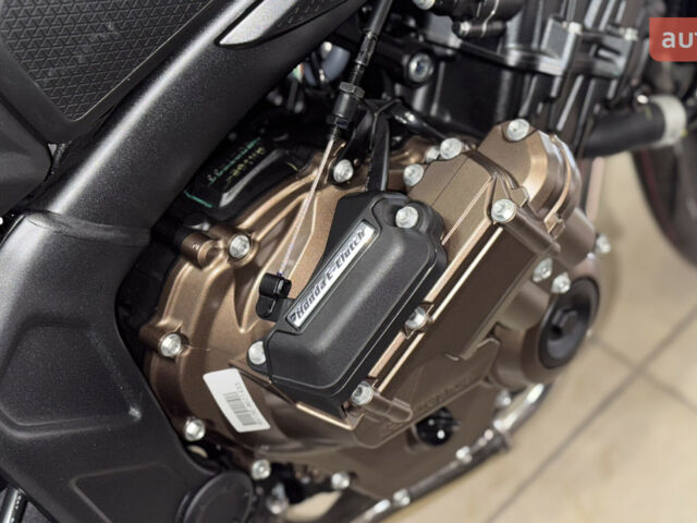 Хонда CB 650R, объемом двигателя 0.65 л и пробегом 0 тыс. км за 10572 $, фото 4 на Automoto.ua