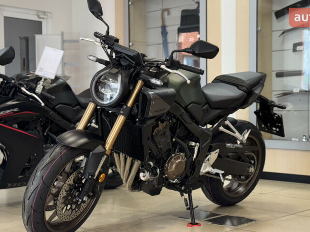 Хонда CB 650R, объемом двигателя 0.65 л и пробегом 0 тыс. км за 10085 $, фото 18 на Automoto.ua