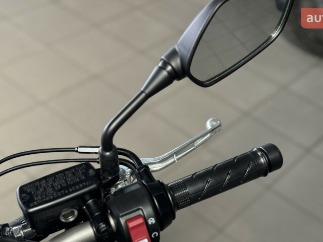 Хонда CB 650R, объемом двигателя 0.65 л и пробегом 0 тыс. км за 10560 $, фото 13 на Automoto.ua