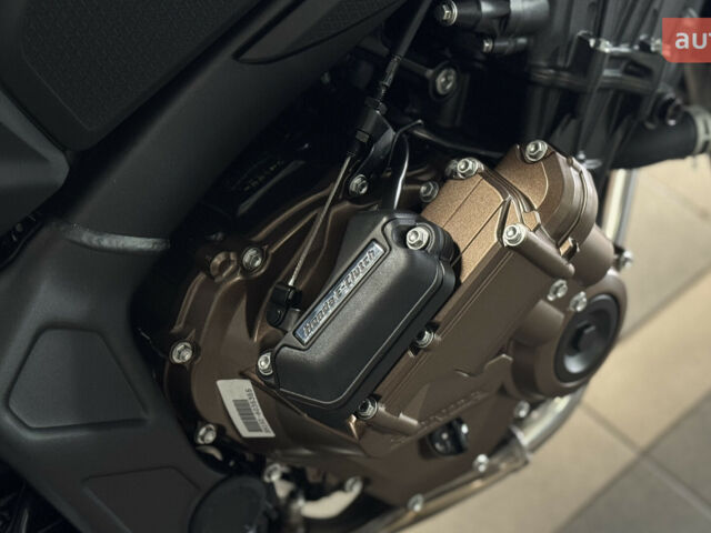 Хонда CB 650R, объемом двигателя 0.65 л и пробегом 0 тыс. км за 10560 $, фото 23 на Automoto.ua