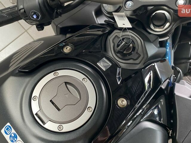 Хонда CB 650R, объемом двигателя 0.65 л и пробегом 0 тыс. км за 10085 $, фото 19 на Automoto.ua