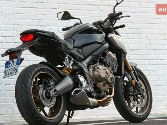 купить новое авто Хонда CB 650R 2026 года от официального дилера «Юме Авто Центр» Хонда фото