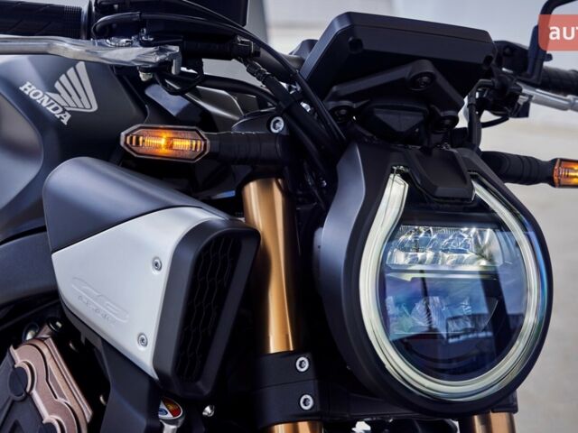 Хонда CB 650R, объемом двигателя 0.65 л и пробегом 0 тыс. км за 10085 $, фото 24 на Automoto.ua