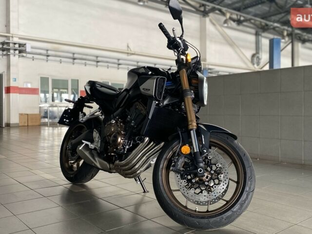 Хонда CB 650R, объемом двигателя 0.65 л и пробегом 0 тыс. км за 10085 $, фото 2 на Automoto.ua