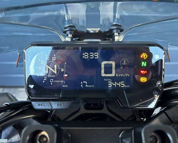Оранжевый Хонда CB 650R, объемом двигателя 0.65 л и пробегом 3 тыс. км за 9700 $, фото 3 на Automoto.ua