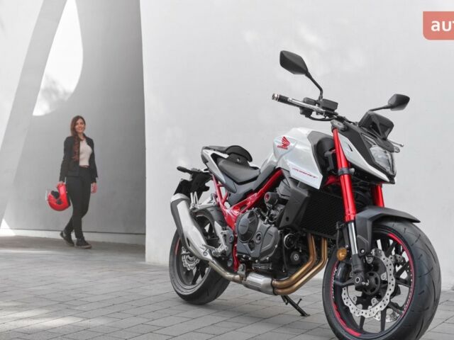 купить новое авто Хонда CB 750 Hornet 2024 года от официального дилера «Форсаж авто» Хонда фото