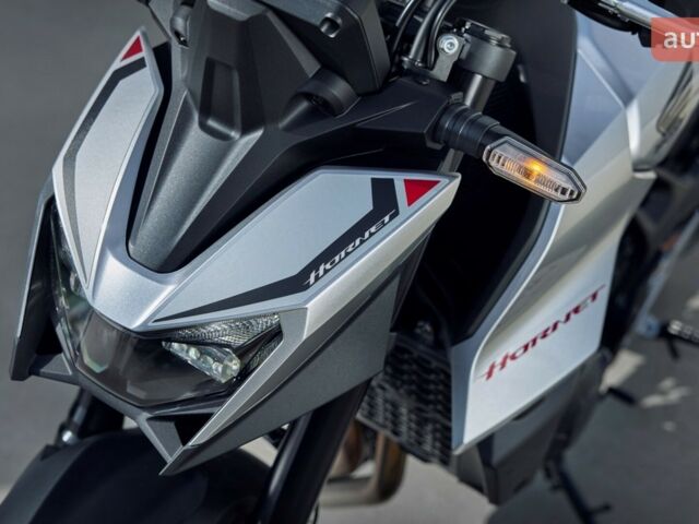 Хонда CB 750 Hornet, объемом двигателя 0 л и пробегом 0 тыс. км за 9848 $, фото 2 на Automoto.ua