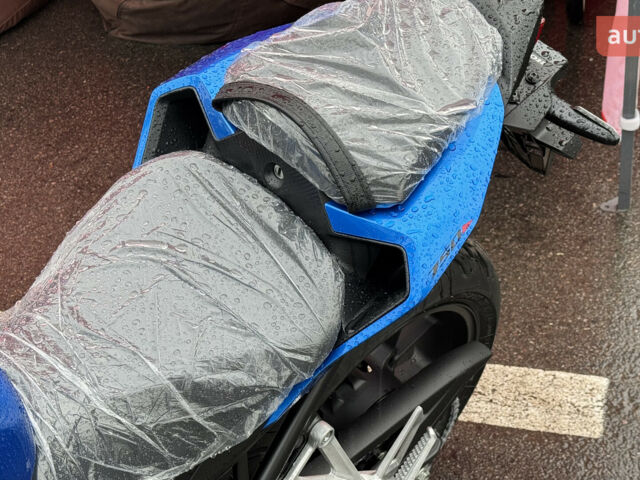 Хонда CB 750 Hornet, объемом двигателя 0 л и пробегом 0 тыс. км за 9848 $, фото 16 на Automoto.ua