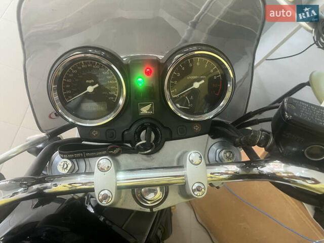 Черный Хонда CB 900F Hornet, объемом двигателя 0.9 л и пробегом 94 тыс. км за 5000 $, фото 6 на Automoto.ua