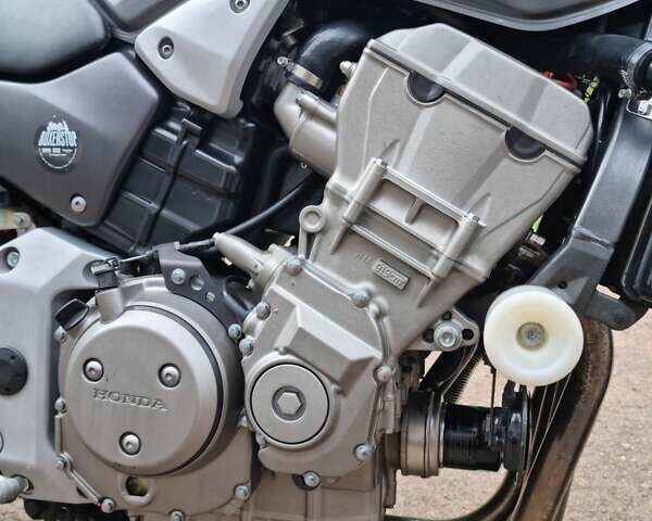 Сірий Хонда CB 900F Hornet, об'ємом двигуна 0.92 л та пробігом 45 тис. км за 5600 $, фото 17 на Automoto.ua