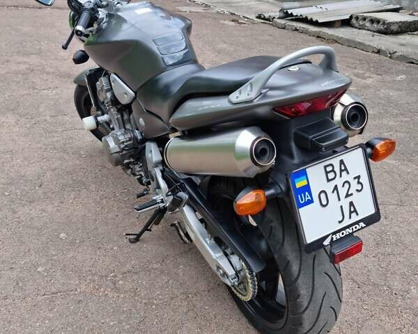 Сірий Хонда CB 900F Hornet, об'ємом двигуна 0.92 л та пробігом 45 тис. км за 5600 $, фото 4 на Automoto.ua