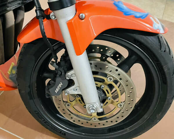 Оранжевый Хонда CB 900F Hornet, объемом двигателя 0.9 л и пробегом 47 тыс. км за 5600 $, фото 6 на Automoto.ua