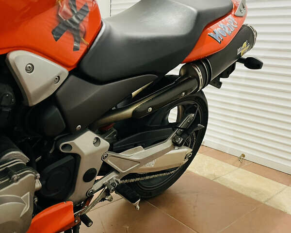 Оранжевый Хонда CB 900F Hornet, объемом двигателя 0.9 л и пробегом 47 тыс. км за 5600 $, фото 20 на Automoto.ua