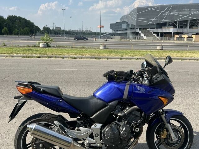 Хонда CBF600S, объемом двигателя 0.6 л и пробегом 0 тыс. км за 3700 $, фото 4 на Automoto.ua