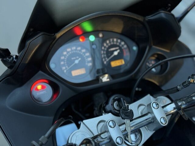 Хонда CBF600S, об'ємом двигуна 0.6 л та пробігом 0 тис. км за 4100 $, фото 14 на Automoto.ua