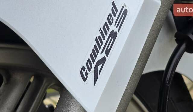 Білий Хонда CBF 1000A, об'ємом двигуна 1 л та пробігом 41 тис. км за 7180 $, фото 20 на Automoto.ua