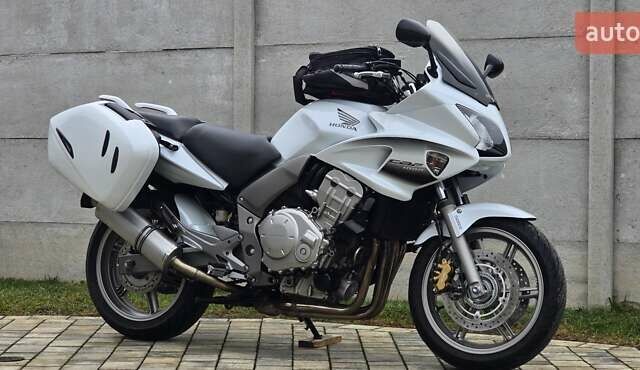 Білий Хонда CBF 1000A, об'ємом двигуна 1 л та пробігом 41 тис. км за 7180 $, фото 11 на Automoto.ua