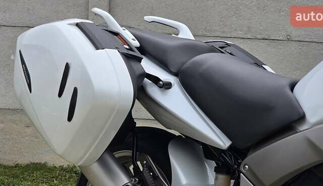 Білий Хонда CBF 1000A, об'ємом двигуна 1 л та пробігом 41 тис. км за 7180 $, фото 9 на Automoto.ua