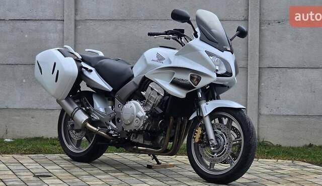 Білий Хонда CBF 1000A, об'ємом двигуна 1 л та пробігом 41 тис. км за 7180 $, фото 3 на Automoto.ua