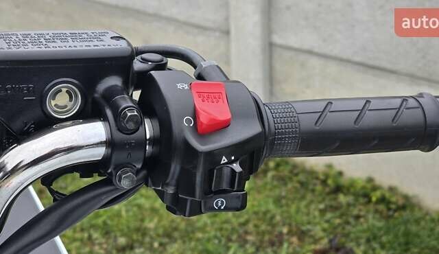 Білий Хонда CBF 1000A, об'ємом двигуна 1 л та пробігом 41 тис. км за 7180 $, фото 32 на Automoto.ua