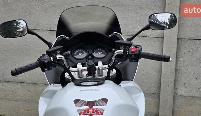 Білий Хонда CBF 1000A, об'ємом двигуна 1 л та пробігом 41 тис. км за 7180 $, фото 14 на Automoto.ua