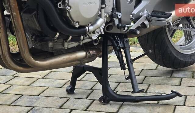 Білий Хонда CBF 1000A, об'ємом двигуна 1 л та пробігом 41 тис. км за 7180 $, фото 25 на Automoto.ua