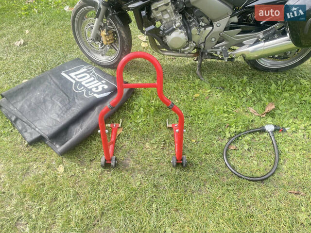 Черный Хонда CBF 1000A, объемом двигателя 1 л и пробегом 41 тыс. км за 7700 $, фото 22 на Automoto.ua