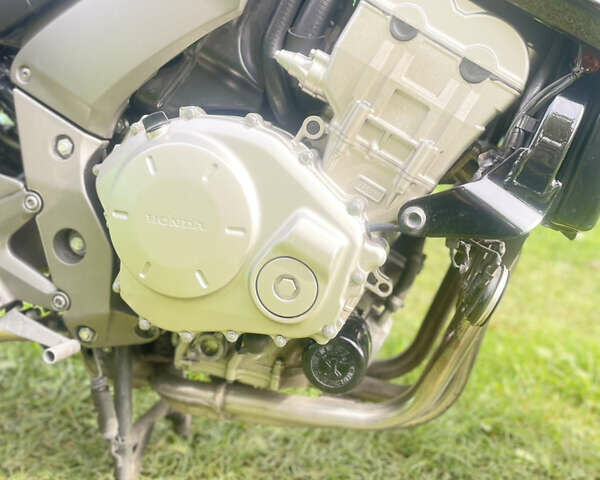 Черный Хонда CBF 1000A, объемом двигателя 1 л и пробегом 41 тыс. км за 7700 $, фото 14 на Automoto.ua