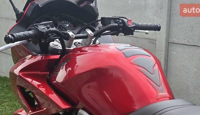Красный Хонда CBF 1000A, объемом двигателя 1 л и пробегом 50 тыс. км за 6150 $, фото 2 на Automoto.ua